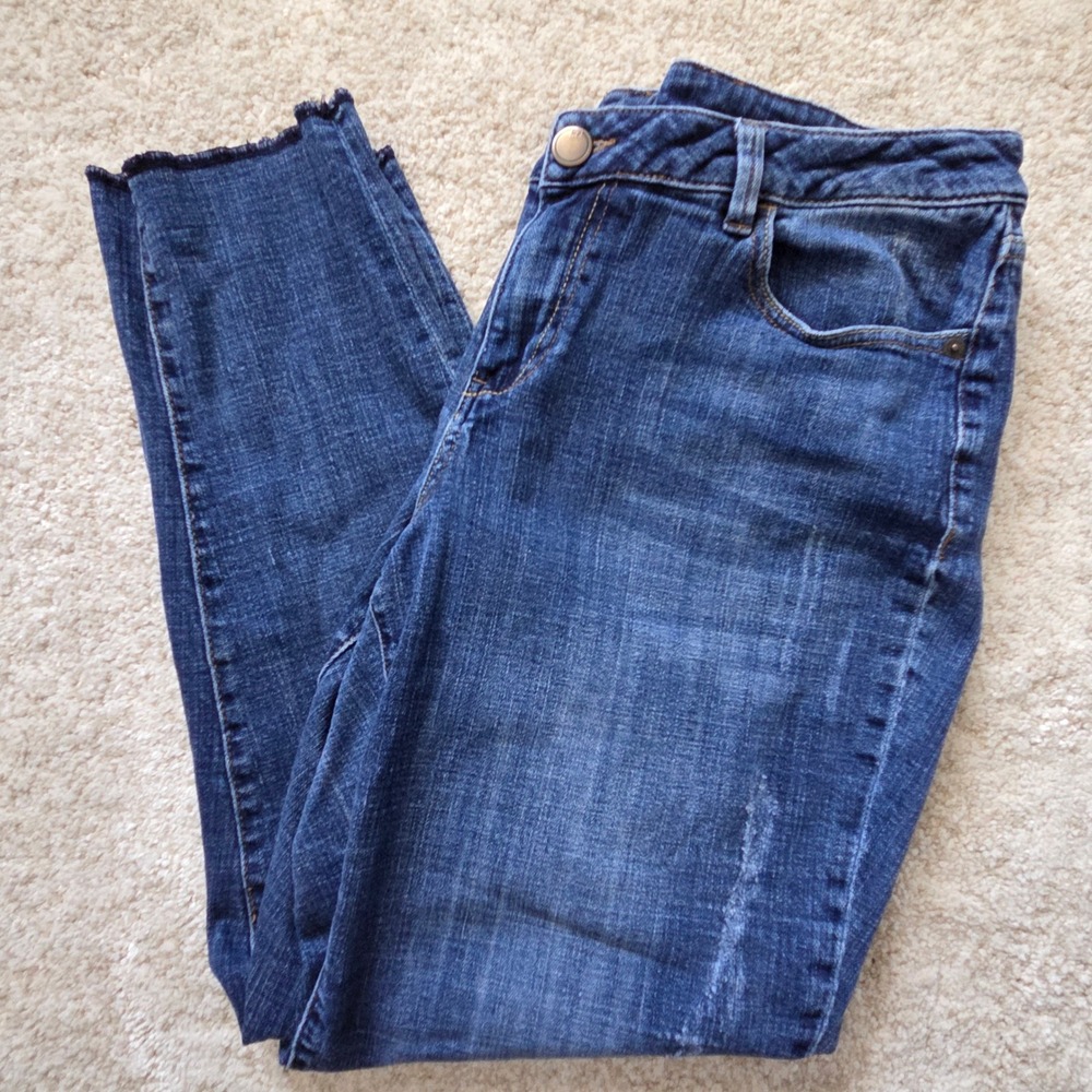 Lane Bryant Boyfriend Jeans Medium Wash Raw Hem Distressed Denim Blue 14 16